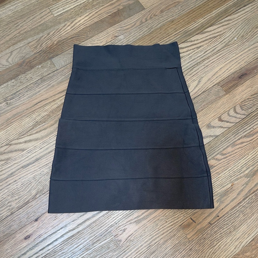 BCBG Bandage mini skirt grey